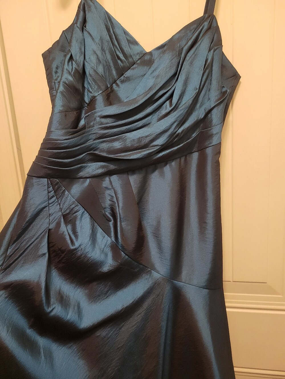 Formal Elegant Fit&Flare Gown - Picture 12 of 13